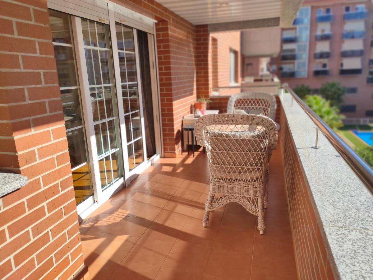Piso Familiar 3 Habitaciones 2 Banos Y Plaza De Parking Tarragona Exterior photo